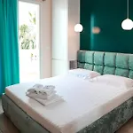 E Bardhe Butique Sarandë