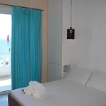 Szálloda E Bardhe Butique Saranda
