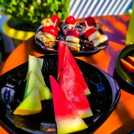 E Bardhe Butique Sarande